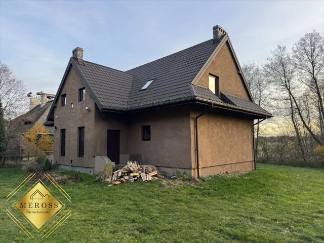 Do sprzedania przestronny dom 186 m² z panelami fotowoltaicznymi