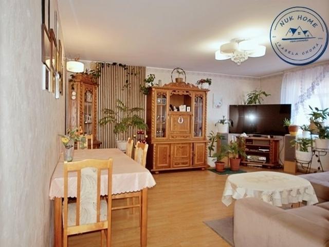 Polecam przestronny dom 180 m² z garażami i dużym potencjałem