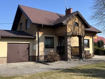 Przestronny dom 180 m2 z ogrodem i pełnym wyposażeniem