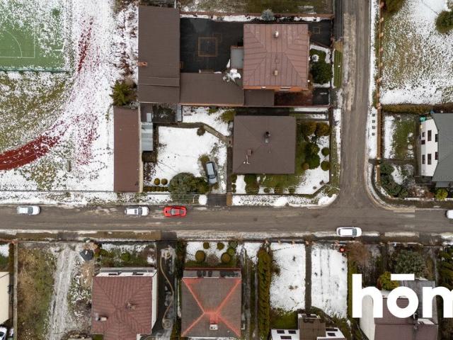 Przestronny dom 180 m² z ogrodem, blisko szkół i rekreacji