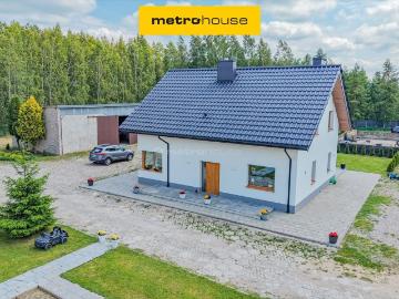 Przestronny dom 180 m² z zabudowaniami i 1,85 ha działki