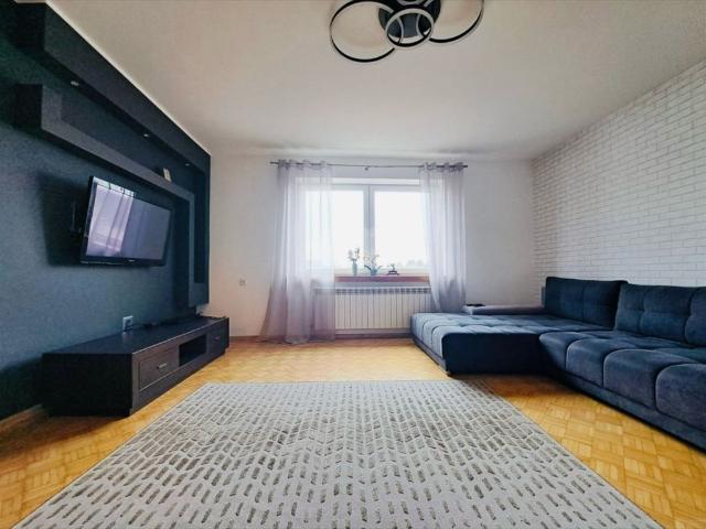 Przestronny dom 200 m2 z garażem i działką 1020 m2