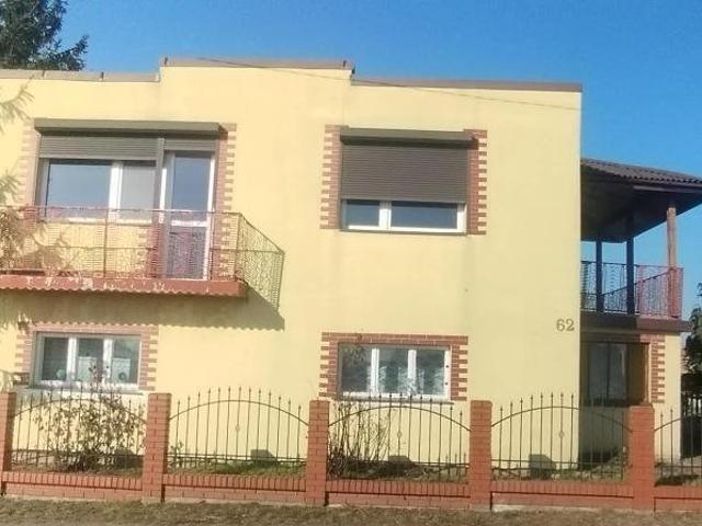 Przestronny dom 200 m² z dużą działką w Chodybkach