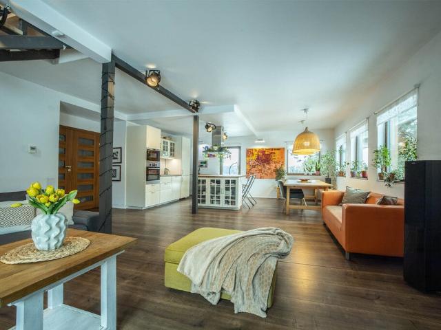 Dom wolnostojący 117,78 m² | całkowita 200 m²