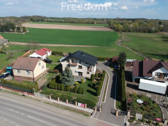 Przestronny dom 203 m² z potencjałem inwestycyjnym