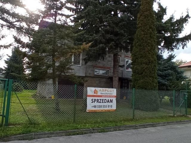 Przestronny 210 m² dom z garażem i balkonem zapraszam