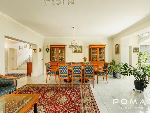 Przestronny dom 224 m² z ogrodem i biurem w Rybniku