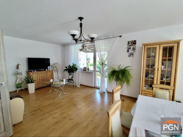 Przestronny dom 220 m2 z garażem i ogrodem