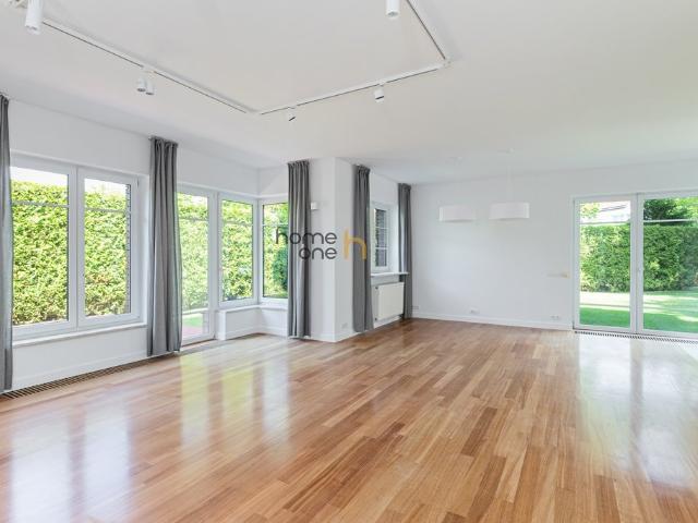 Przestronny dom 220 m2 z ogrodem, 5 pokoi, blisko szkoły