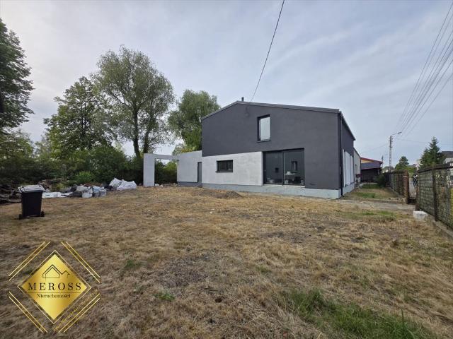 Przestronny dom 220 m² do wykończenia w Częstochowie polecam