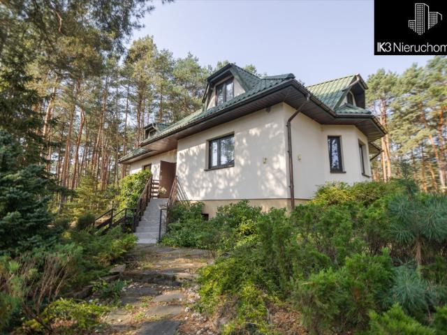 Przestronny dom 220 m² z widokiem na las i tarasem
