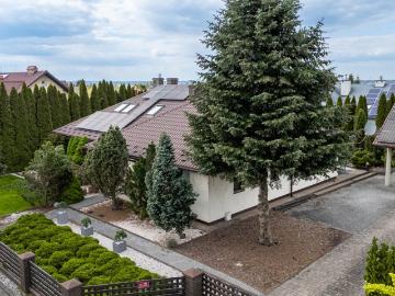 Przestronny dom 220 m² z jacuzzi, garażem i fotowoltaiką