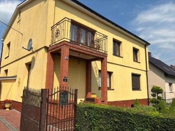 Przestronny dom 220 m² z kominkiem i 7 pokojami