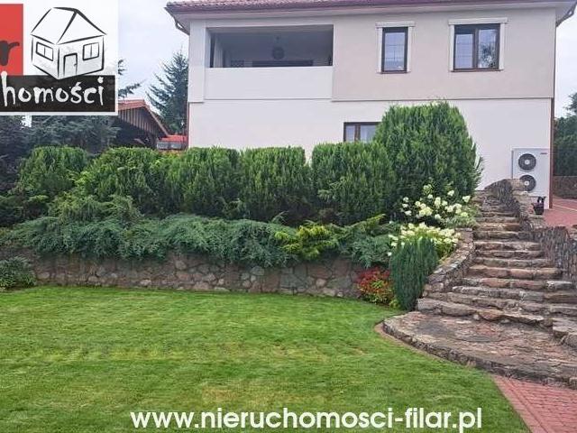 Przestronny dom 235 m² z ogrodem i tarasami