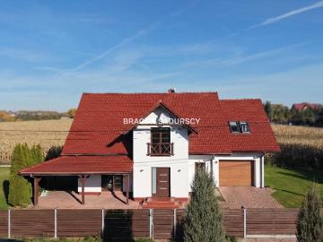 Przestronny dom 237 m2 z garażem, nowoczesne wykończenie
