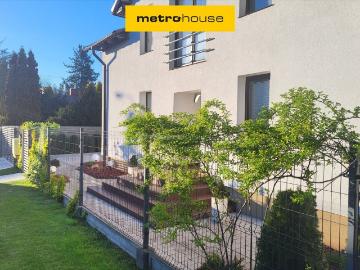 Przestronny dom 238 m² z ogrodem i biurem na Maczkowskiej
