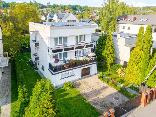 Przestronny dom 230 m² z ogrodem i garażem polecam!