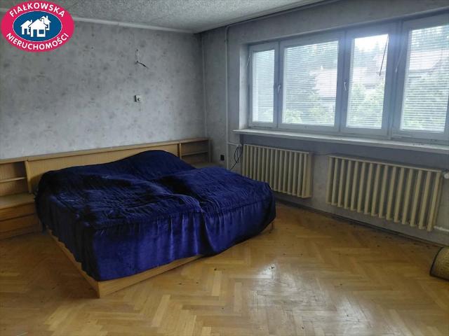 Przestronny dom 230 m² z piwnicami i ogrodem zapraszam
