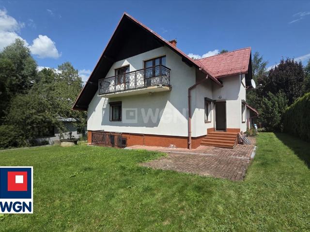 Przestronny dom 240 m2 w centrum Ustronia z garażem