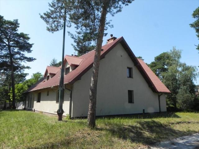 Przestronny dom 263 m² z ogrodem, zapraszam