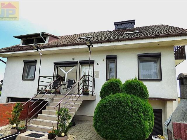 Przestronny dom 279 m2 z nowoczesnymi instalacjami i garażem