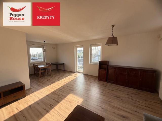Przestronny dom 270 m² z możliwością działalności zapraszam