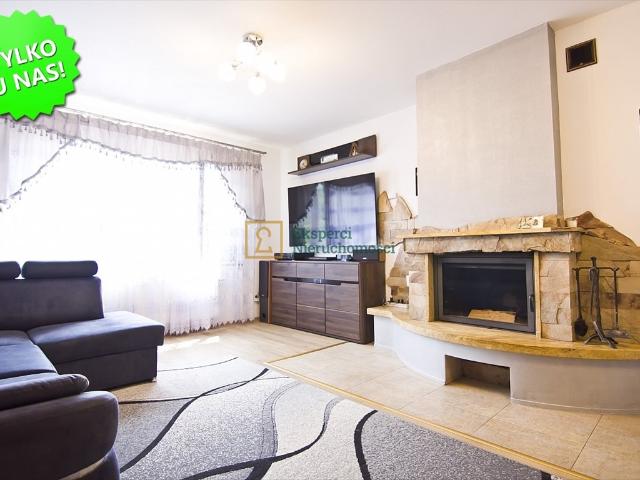 Przestronny dom 280 m2 z kominkiem i garażem w Rzeszowie