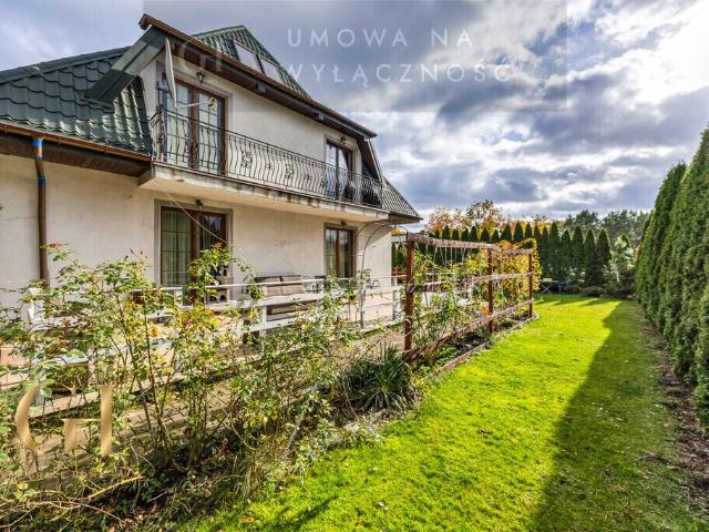 Przestronny dom 280 m² z ogrodem i garażem polecam!