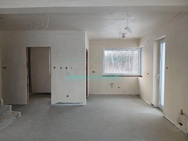 Przestronny dom 282 m2 z tarasem i dużą działką