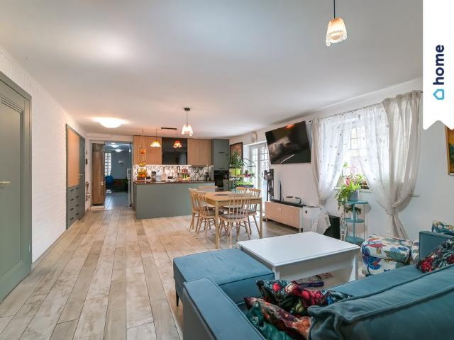 Przestronny dom 360 m² z 2 mieszkaniami zapraszam