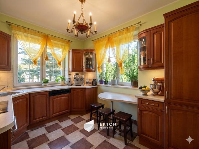 Przestronny dom 360 m² z sauną, garażem i tarasem