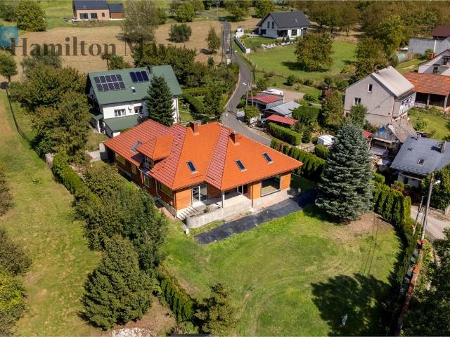Przestronny dom 400 m² na dużej działce 27 arów polecam