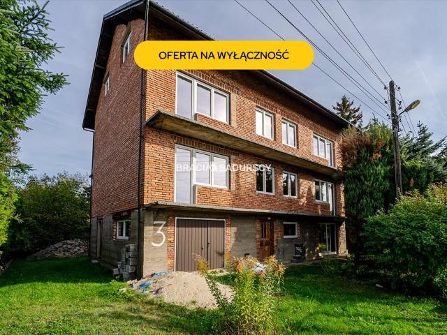 Przestronny dom 410 m² z potencjałem w Dębnikach