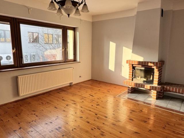 Przestronny dom 450 m² na wynajem – idealny pod biuro!