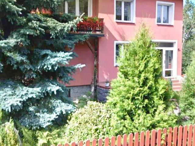 Przestronny dom 450 m² z potencjałem inwestycyjnym