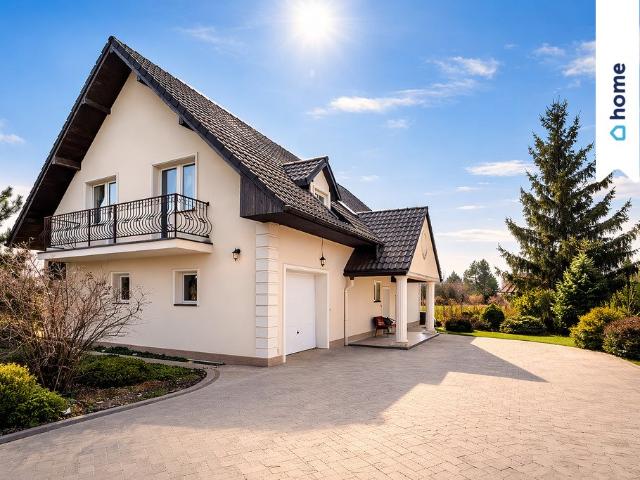 Przestronny dom 5 pokoi z kominkiem i dużą działką