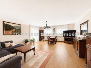 Przestronny dom 6 pokoi, 740 m² działki, wielofunkcyjny
