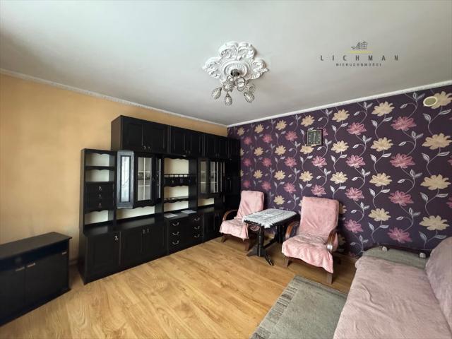Przestronny dom 89,6 m² z ogrodem w spokojnej okolicy