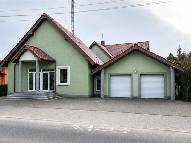 Przestronny dom 950 m² z możliwością adaptacji i funkcji biurowych