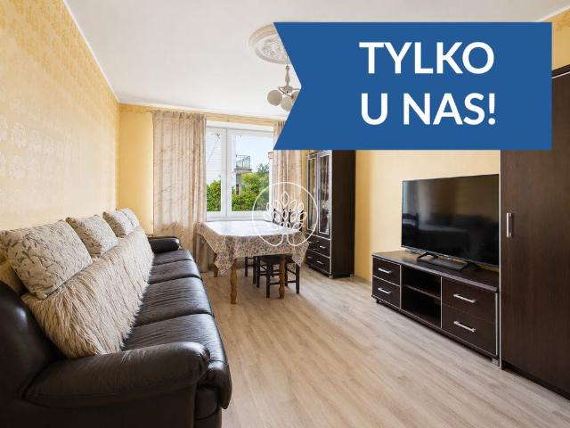 Przestronny dom bliźniak z tarasem i garażem, 102 m²