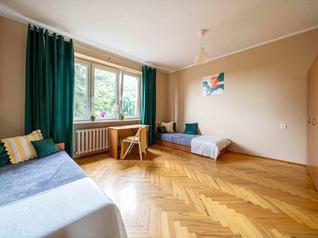 Przestronny dom na wynajem 8 pokoi, 3 łazienki w Poznaniu