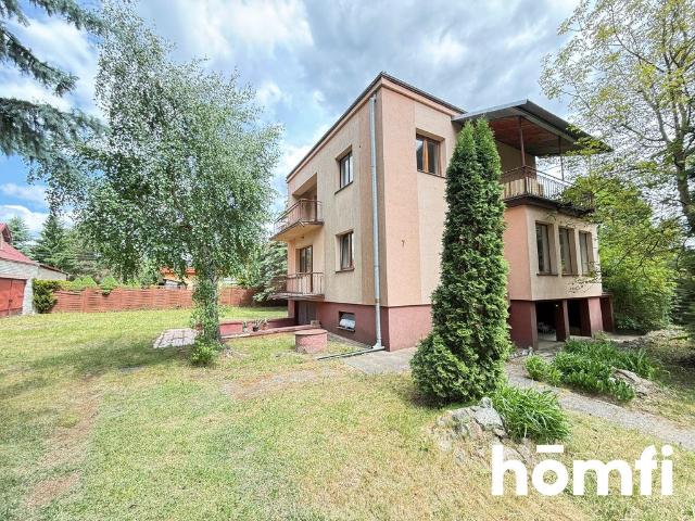 Przestronny dom 3 kondygnacje 1750 m² działka w Radomiu