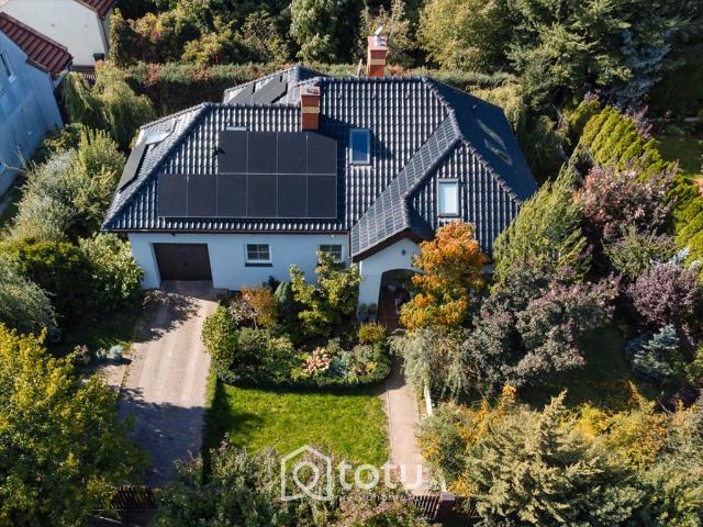 Przestronny dom wolnostojący 230 m² z tarasem i garażem