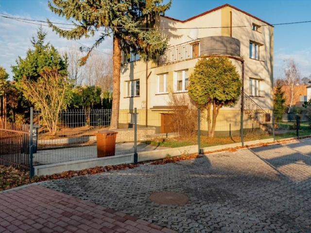 Przestronny dom 6 pokoi na sprzedaż zapraszam