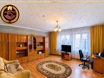 Przestronny dom z 3 działkami, fotowoltaiką 5 kW