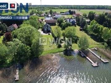 Przestronny dom z widokiem na jezioro, garaż, ogród