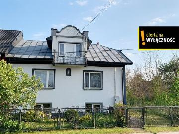 Przestronny dom z dużą stodołą i potencjałem na 330 tys