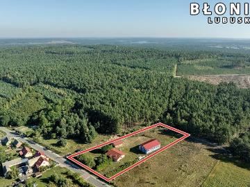 Przestronny dom z halą i potencjałem rozbudowy