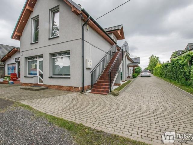 Przestronny dom z lokalem i mieszkaniem, 320 m² polecam!