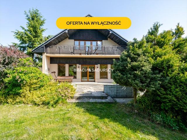 Dom 200 m² z ogrodem, nowoczesne okna, 5 pokoi